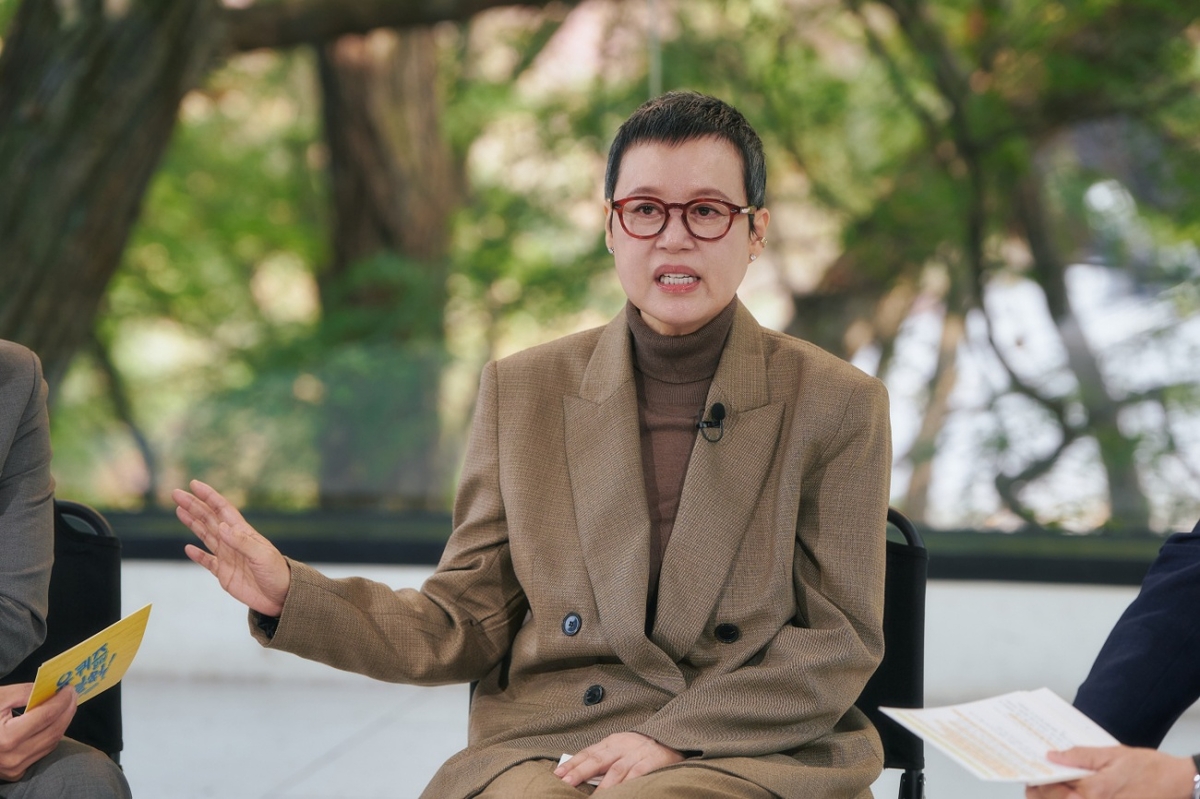<b>박미선</b>, 완치 불가능한 <b>유방암</b> 판정…“죽을 것 같아” 솔직 <b>고백</b> (유퀴...
