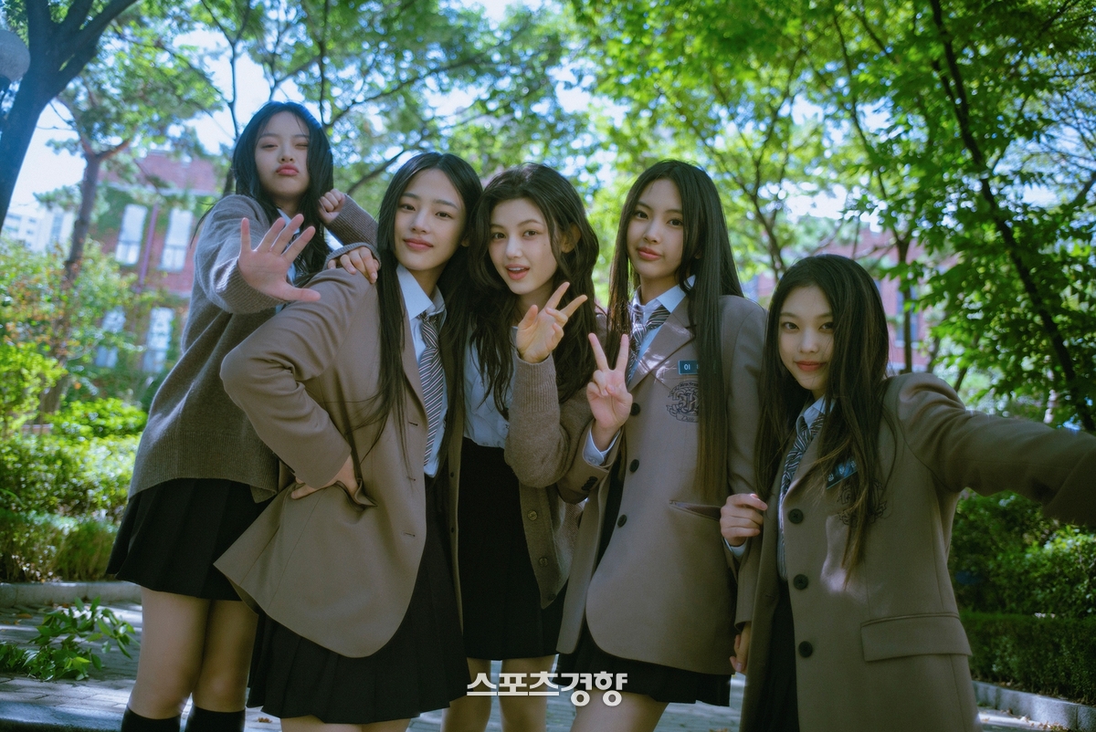 <b>뉴진스</b> ‘복귀’ 선언, <b>갈등</b>은 계속된다