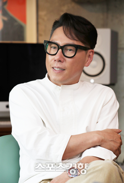 <b>윤종신</b>, 먹먹한 故 <b>김성재</b> 30주기 <b>추모</b> “잘 있지?”
