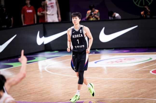 ‘<b>이현중</b> 3점슛 9개 폭발’ 男 농구, 3개월 만에 중국에 설욕