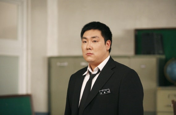 <b>조진웅</b>, <b>소년범 인정</b> “잘못했던 행위 있다…성폭행과는 무관” [전문]