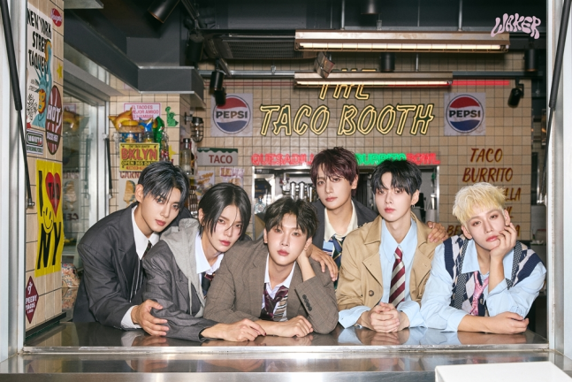 WAKER『In Elixir : Spellbound』ビジュアルフィルムのブラックコンセプト