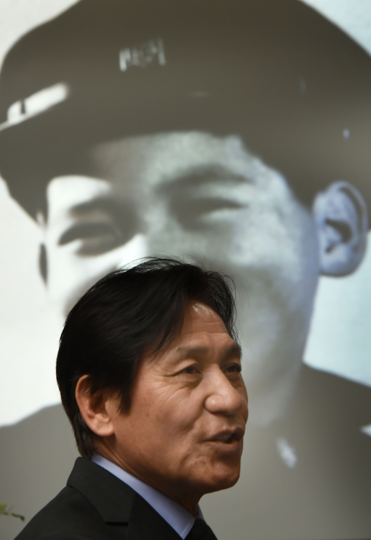 故 안성기 추모 행렬