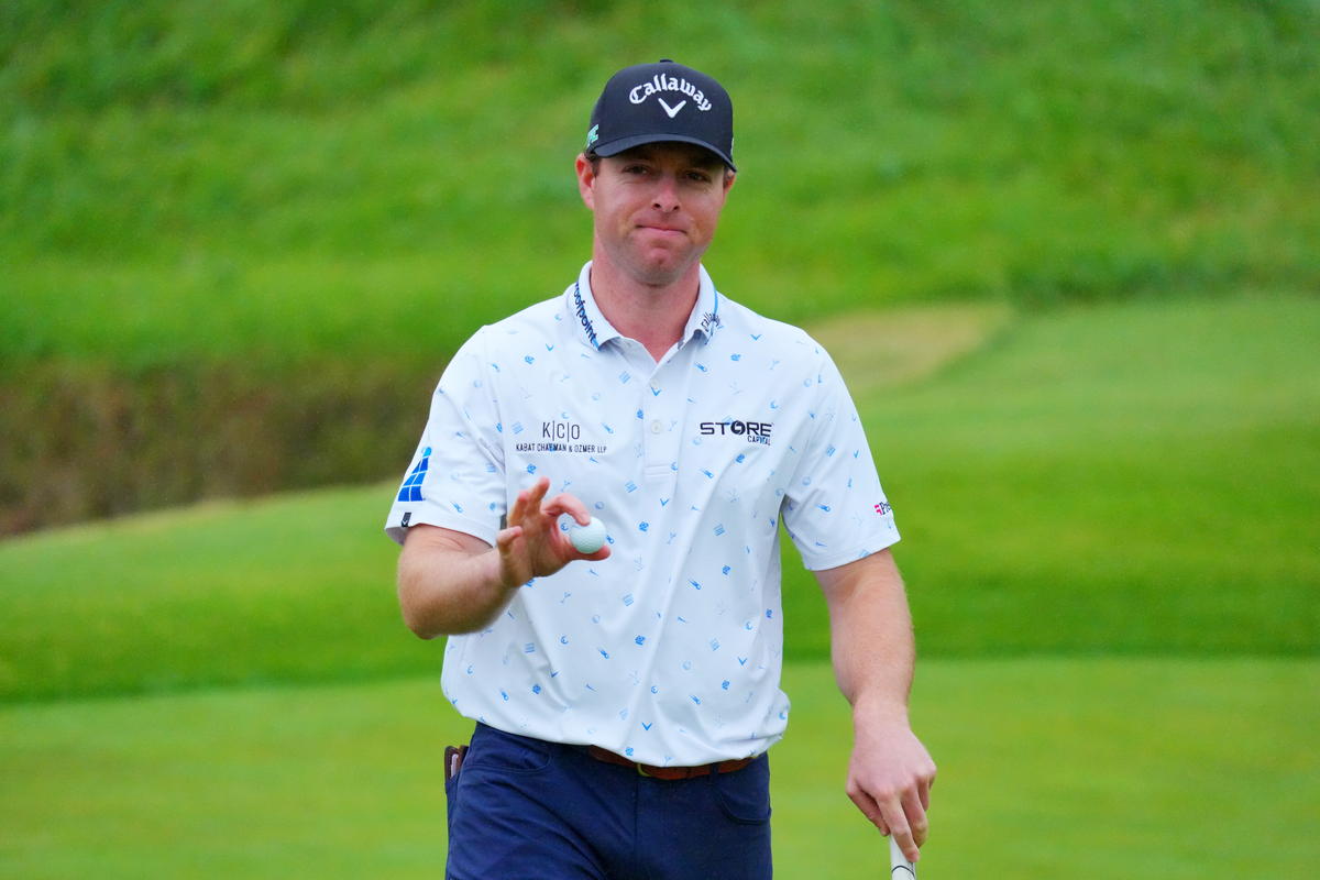 LIV 골프, ‘PGA 0승’ 선수에게 수백억원 제안하고도 거절당해 방출했...