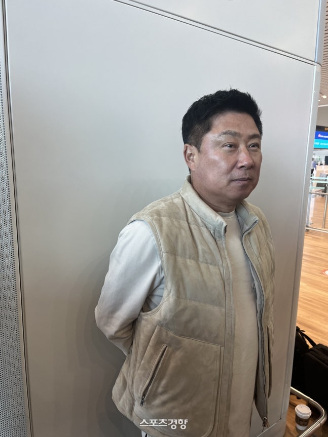 “바람 잘 날 없네” 김태형 롯데 감독, 쉽지 않은 환경에서 떠난 스프링캠프…공격력은 극대화 됐는데, 5선발 찾기 과제[스경X현장]