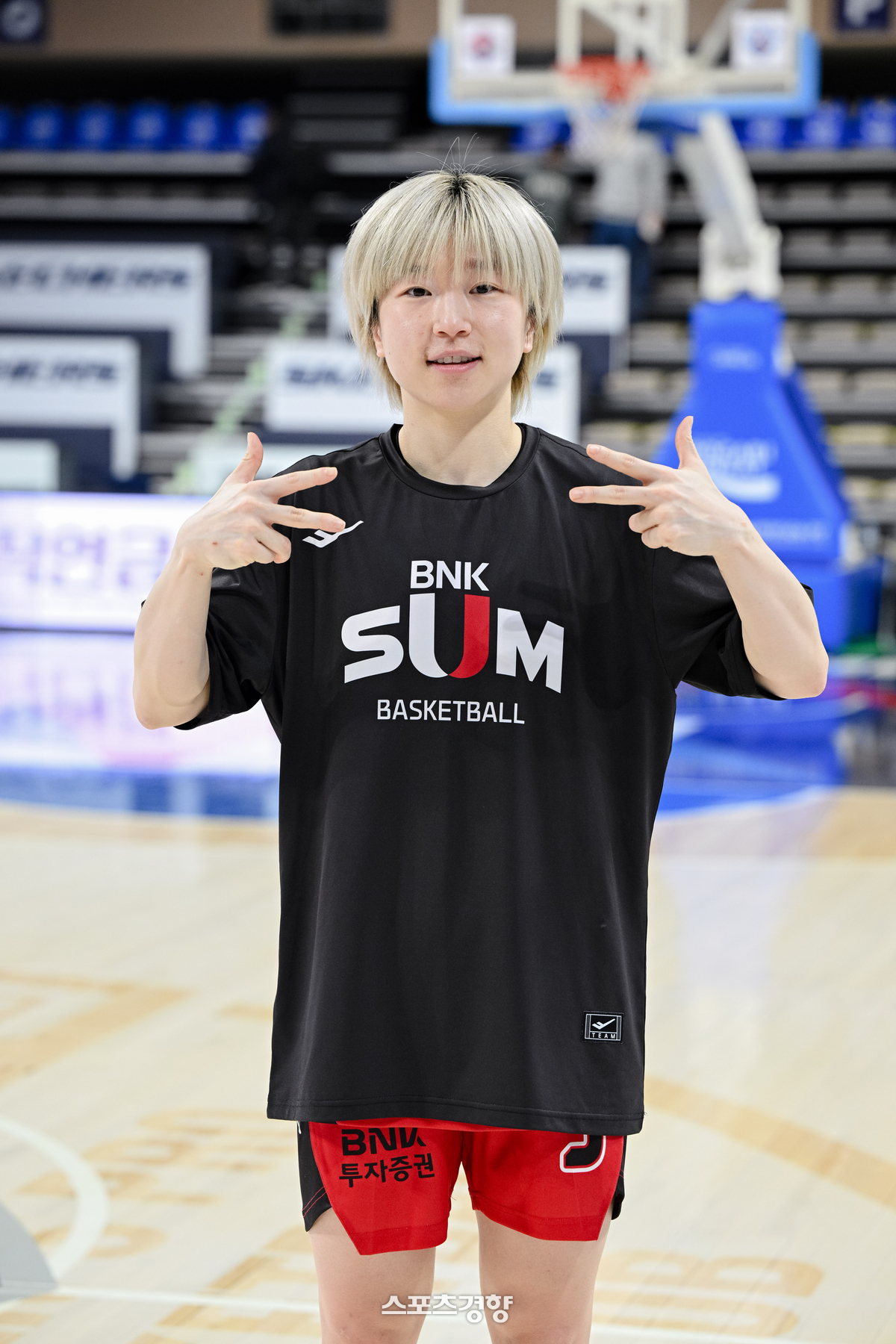 안혜지 20점으로 BNK 4위 탈환