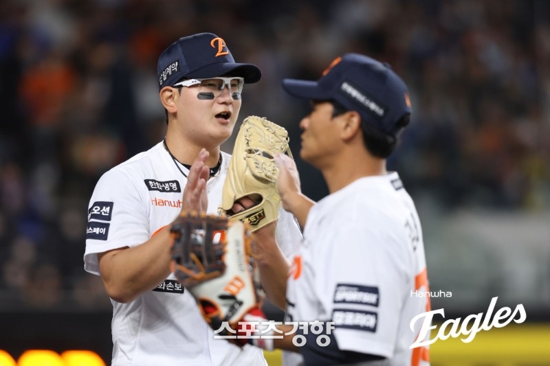 ‘S존과 싸우는 한화 불펜, 한 경기 4사구 18개’ 9점대 평균자책, 다시 흔들리는 마무리 김서현까지 ‘최악’