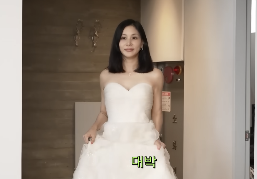 ‘장동건♥’ 고소영, 결혼 당시 “임신 5개월 차, 48kg로 입장”…16년 만 웨딩 드레스 재착용