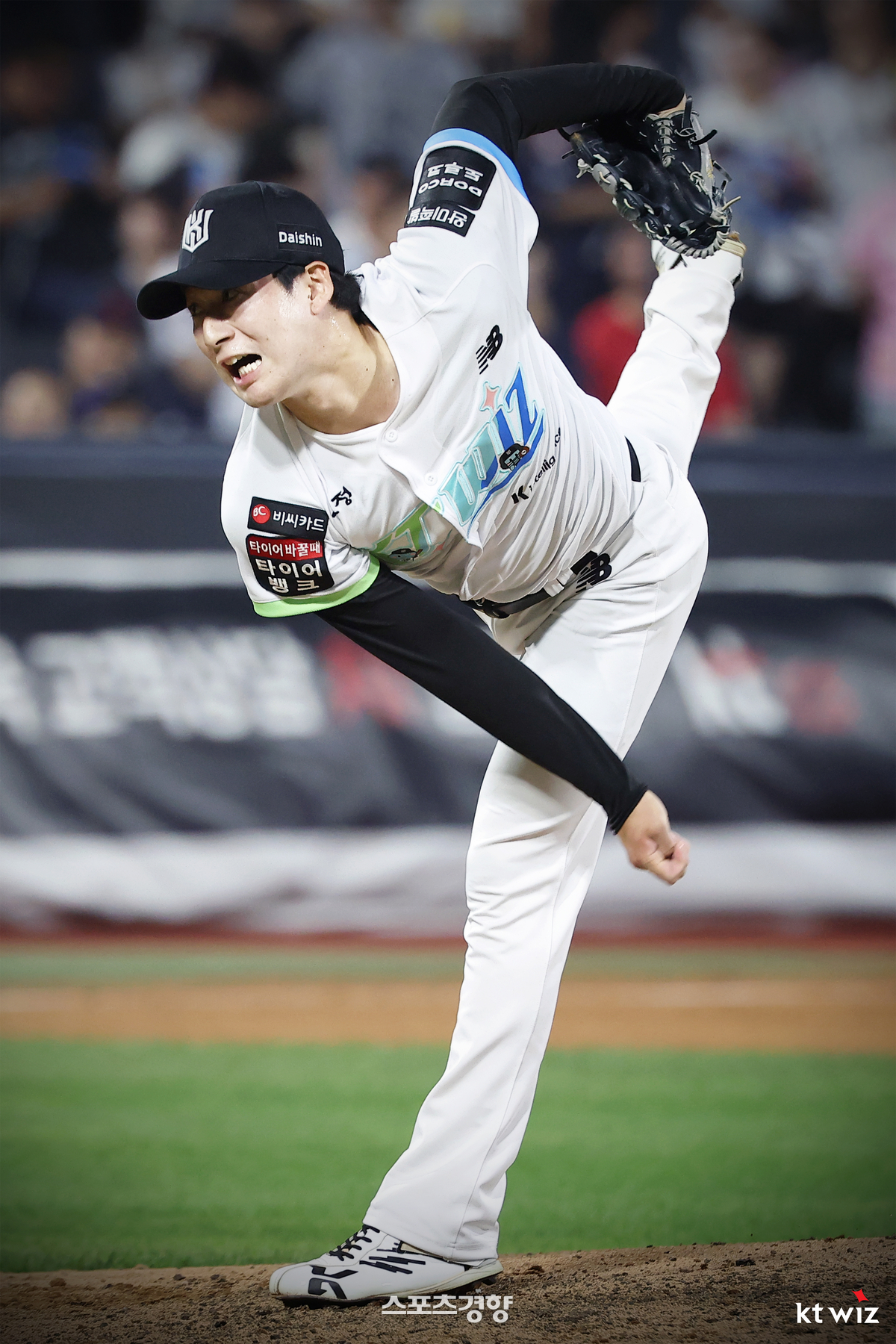 ‘이번 주에만 <b>3연패 탈출</b> 2회’ 더위 먹은 <b>KT</b>, 시원한 홈런 2방으로 기...
