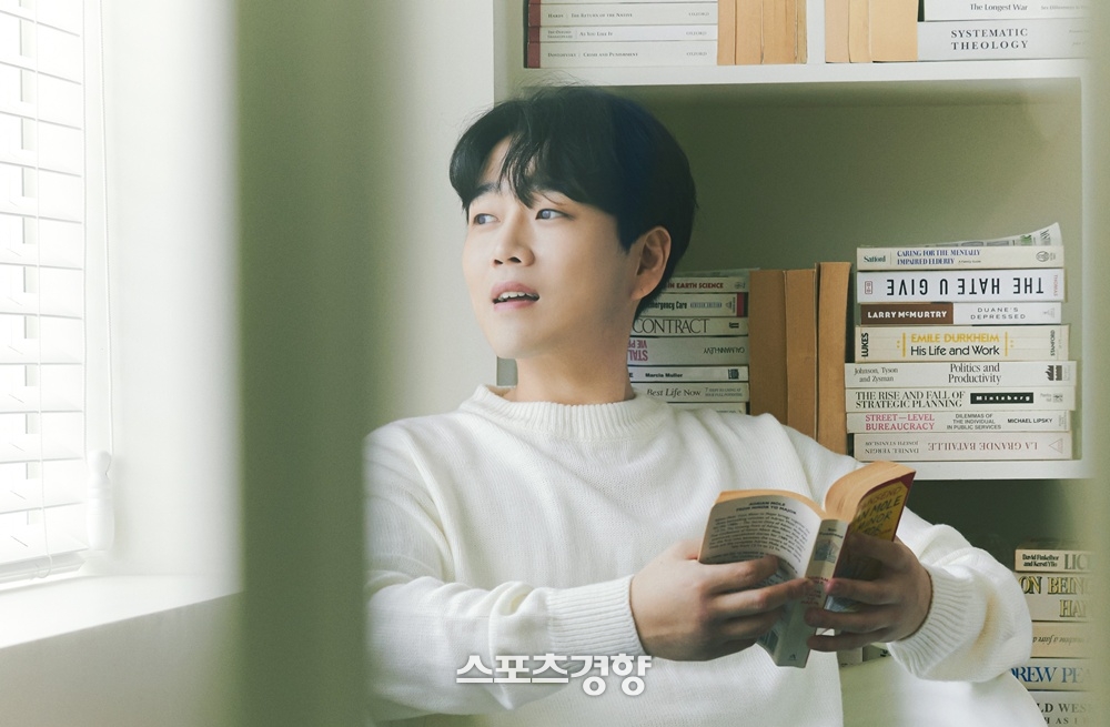 “예정대로 공개” <b>황영웅</b>, <b>OST</b> 꿀보이스 나온다