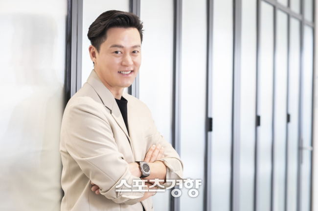 ‘리버스 하영’ 이서진·<b>윤주빈</b>·청하…묵묵하기에 빛나는 독립운동가...