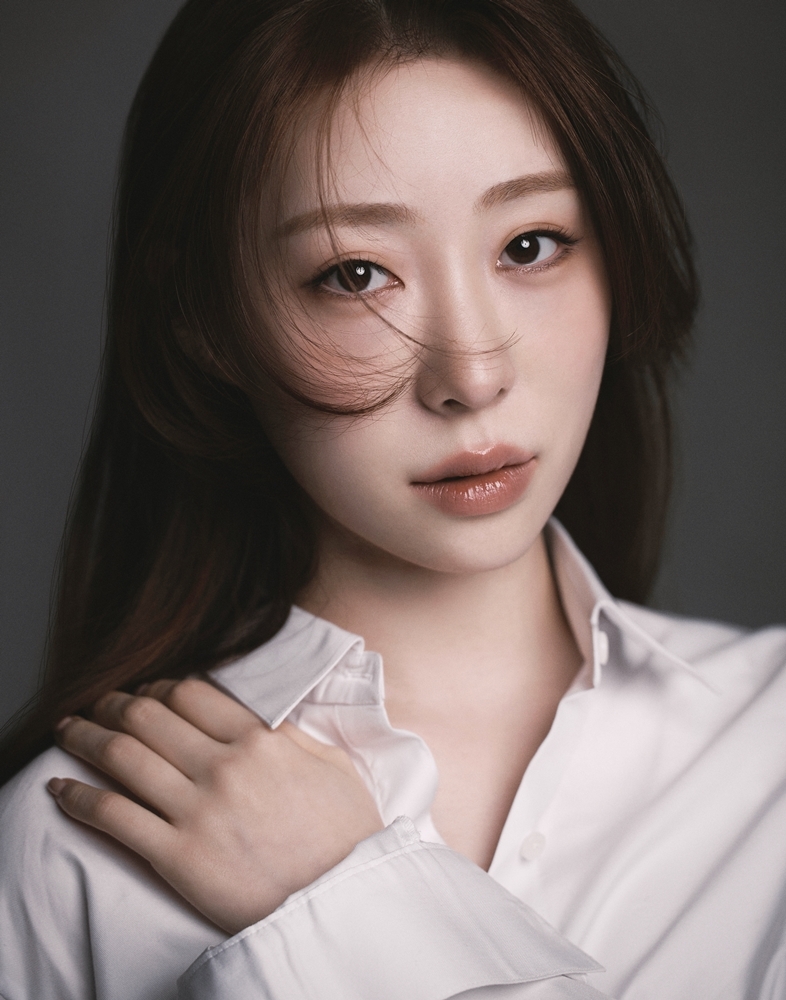 <b>유연정</b>, ‘첫 단독 <b>시구</b>’ 출격 도전...밝은 에너지 예고