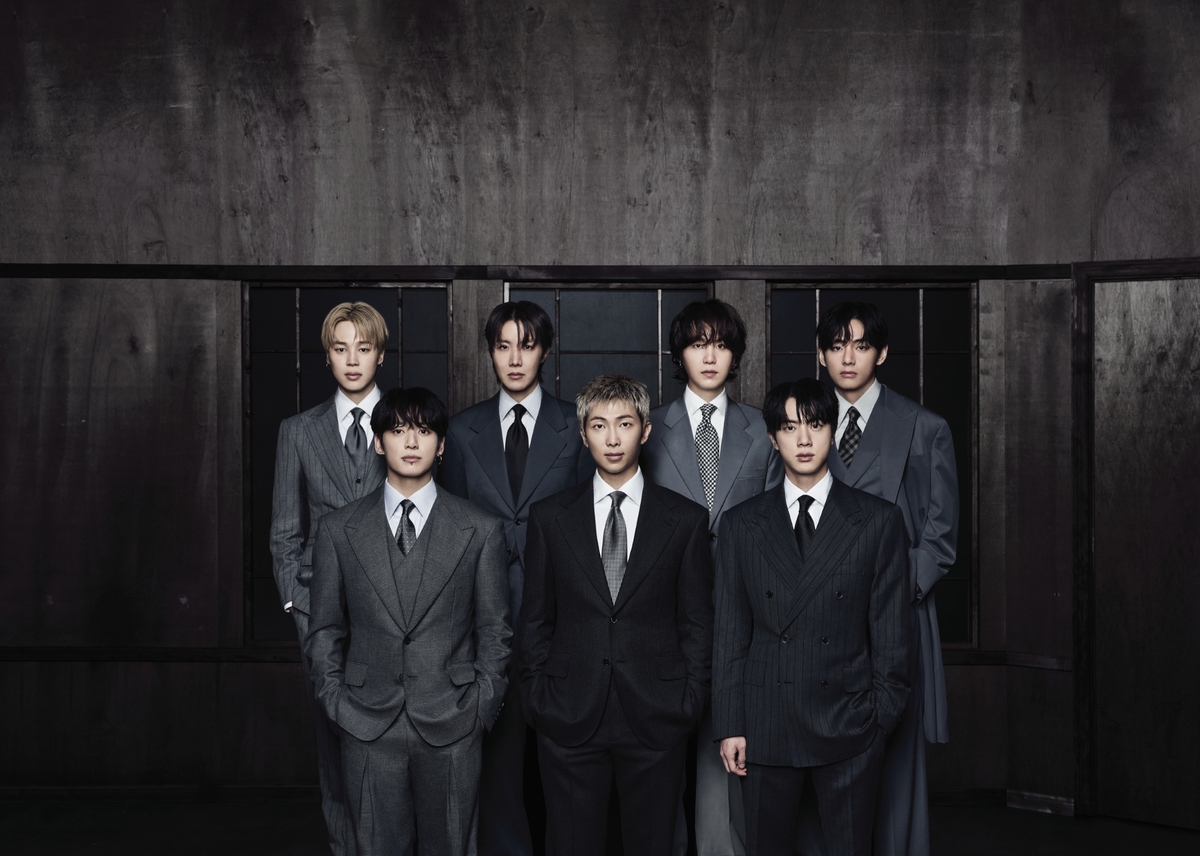 BTS ‘보이콧’에 꼬리 내리나···<b>그래미</b> ‘아시안팝’ <b>재검토</b>
