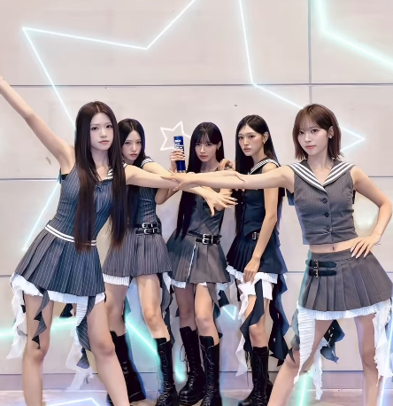 “BTS·임영웅 다 제쳤다” 걸그룹 <b>리센느</b>, 8월 <b>브랜드평판</b> ‘대이변...
