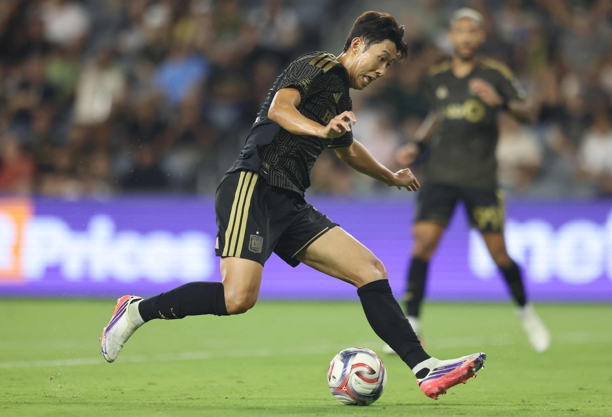 ‘풀타임’ <b>손흥민</b>, ‘<b>골대 불운</b>’에 놓친 2경기 연속골…LAFC는 7경기 만...