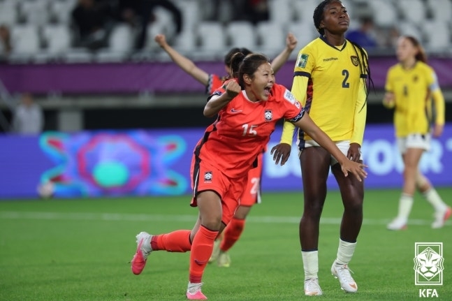 골을 넣고 기뻐하는 박주하. 대한축구협회 제공