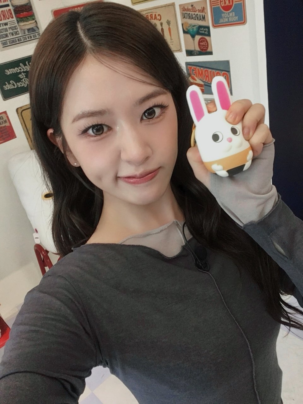 아이브(IVE) 안유진, 센스 넘치는 예능감과 능숙한 일처리 ‘우주떡집’...