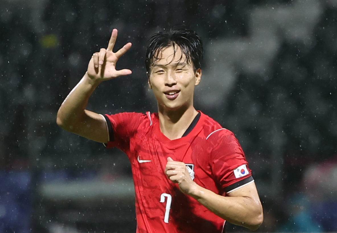 <b>엄지성</b>, 45분 만에 <b>해트트릭</b> 완성…이민성호, AG 첫 상대 카타르에 3-0 리...