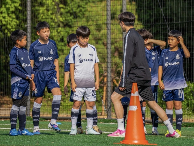 [서울E] 서울 이랜드 FC 아카데미 수업 현장 사진.j