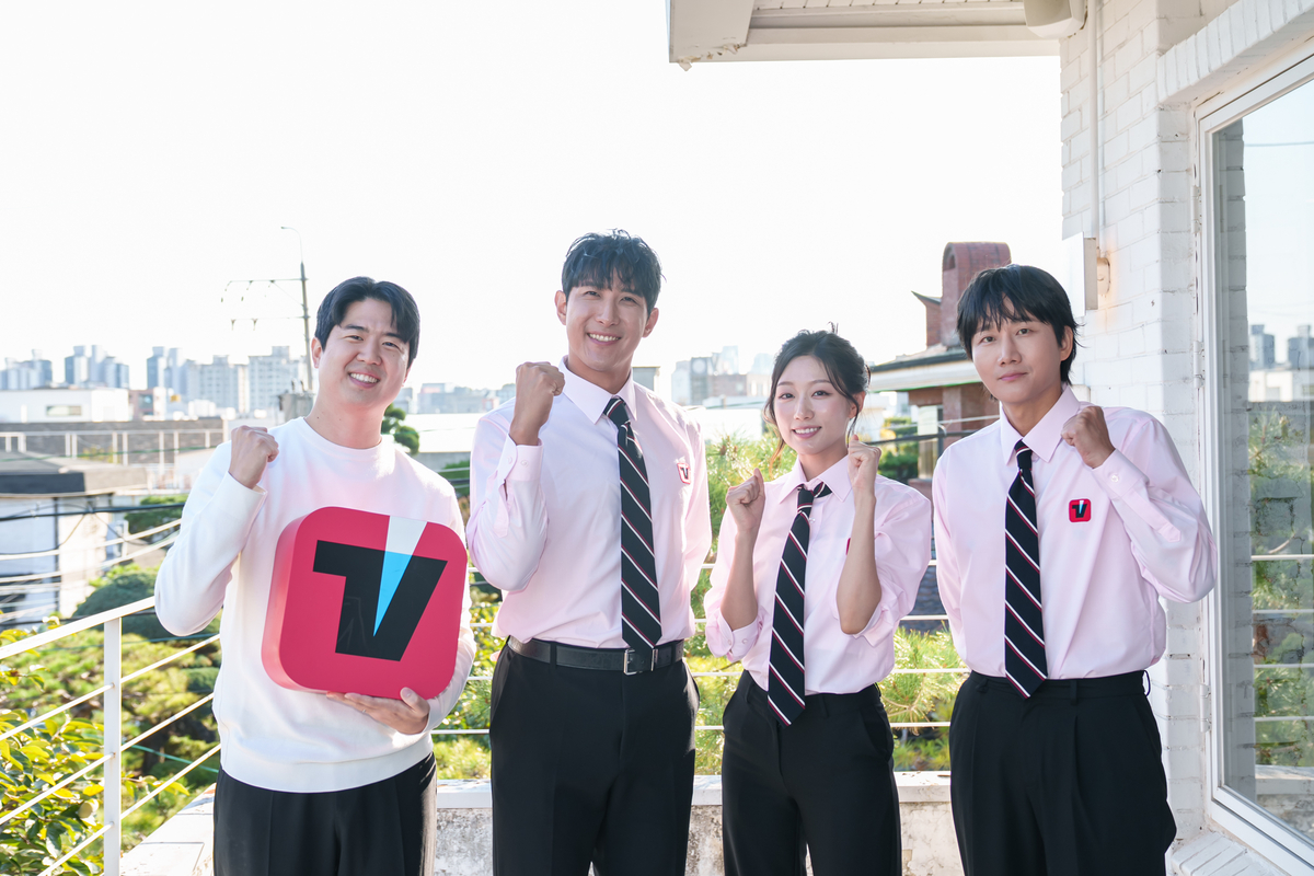 “휘둘러야 안타도 나와”…‘<b>원수는 외야석</b>에서’가 말하는 연애의 법...