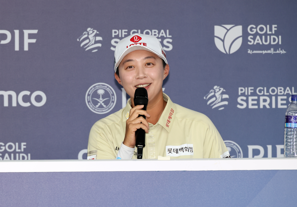 ‘첫 3연패 도전’ <b>김효주</b>, 아람코 코리아 챔피언십 첫날 <b>공동 6위</b>로 출...
