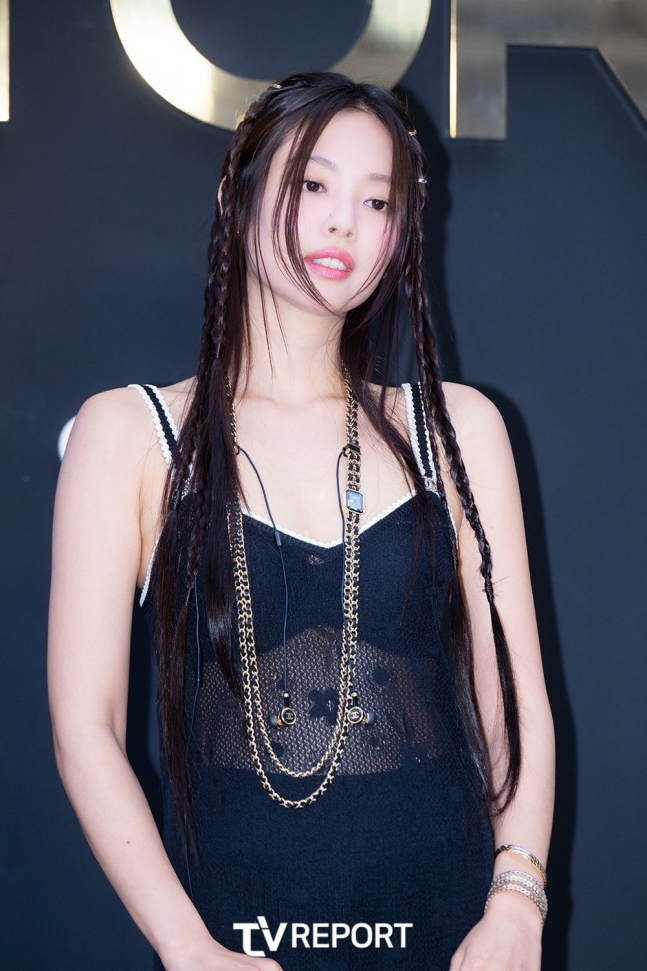 Jennie chanel