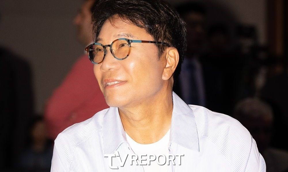 'SM' 떠난 <b>이수만</b>, '새 <b>아이돌</b>' 그룹 <b>론칭</b>한다...SM과 대결 임박