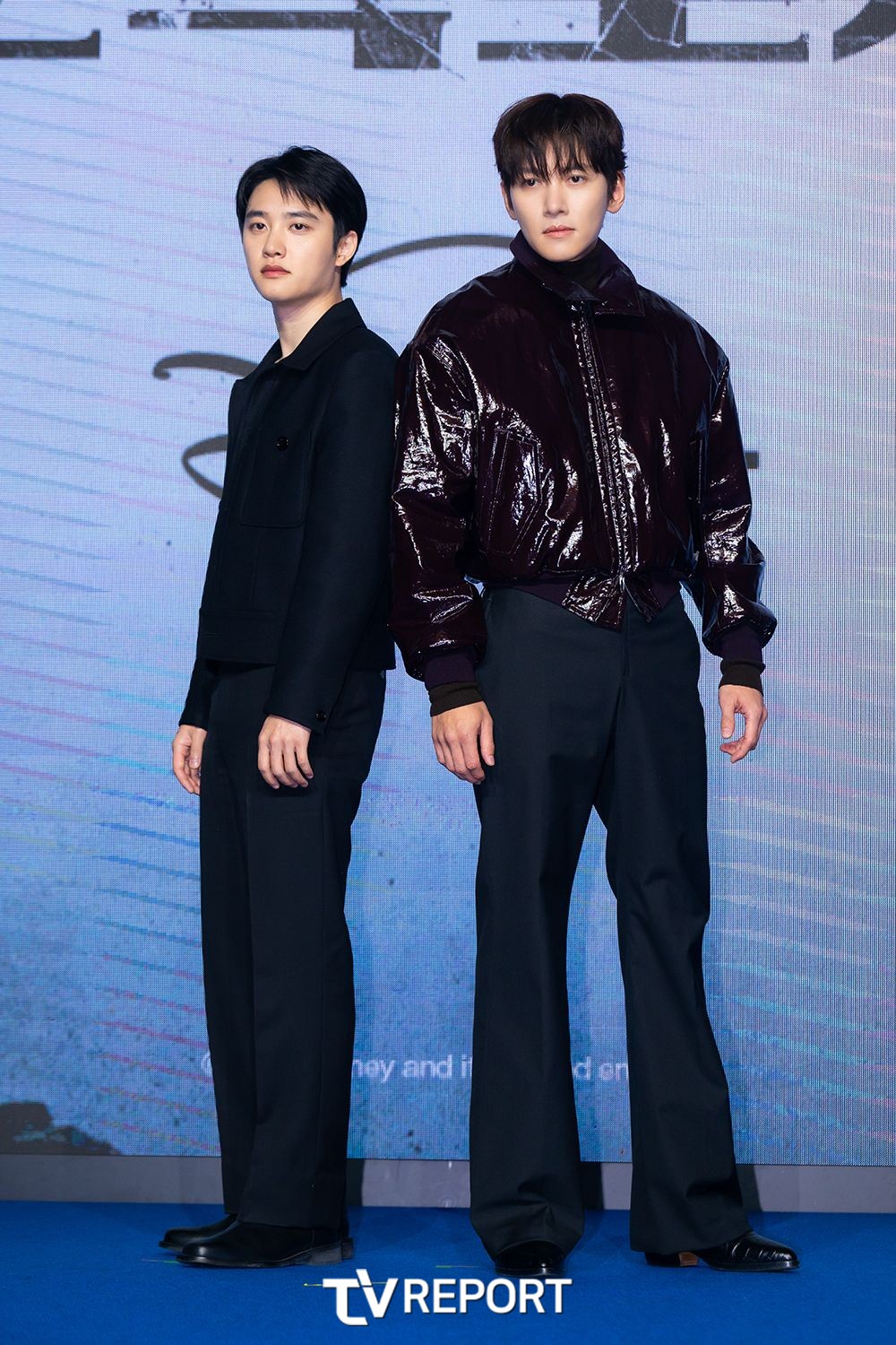 [T포토] <b>도경수</b>-<b>지창욱</b> '<b>조각</b>이 아니면 <b>도시</b>에 올 수 없어'