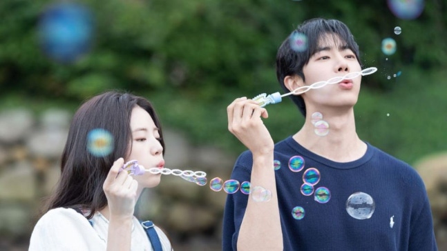 【話題沸騰】チュ・ヨンウ×シン・シアの“初恋メロ”が刺さる理由――ファンが注目した3つのポイント