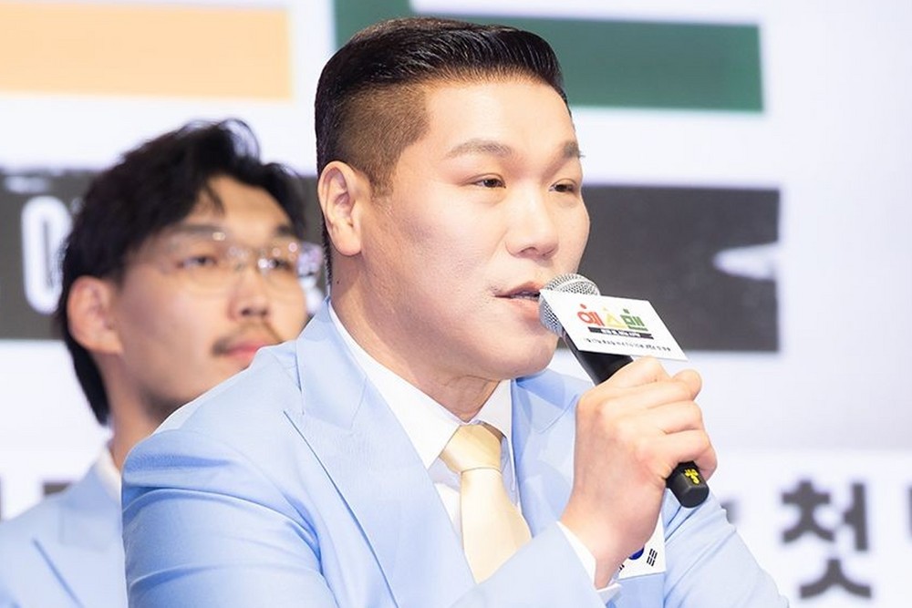 '돌싱' <b>서장훈</b>, <b>결벽증</b>→청결 집착 이제 포기했나…"이상형 女, 머리 안...