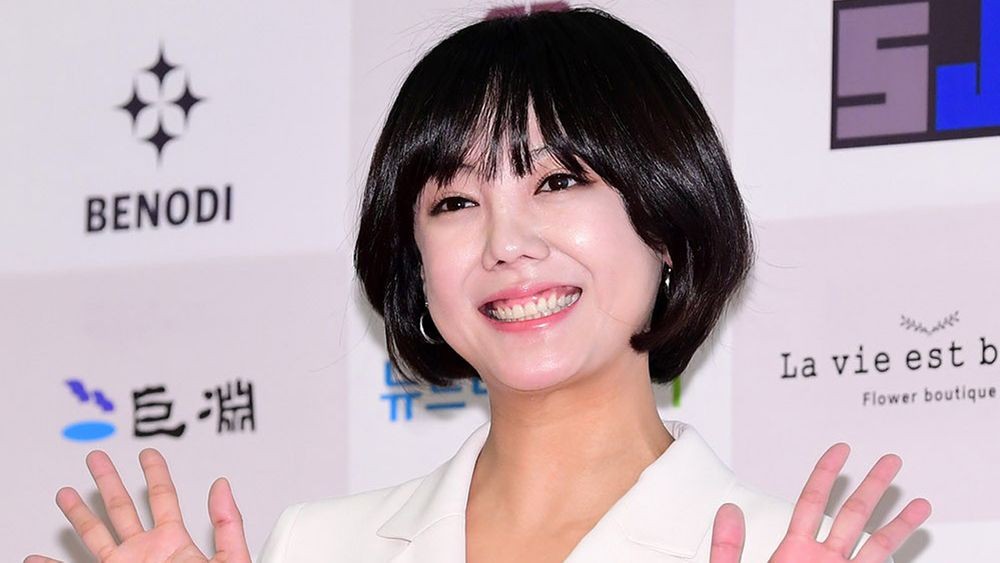 <b>고은아</b>, 본인 <b>뱃살</b> 보더니 뜬금없는 돌발 발언…"그냥 임신 발표할까" ...