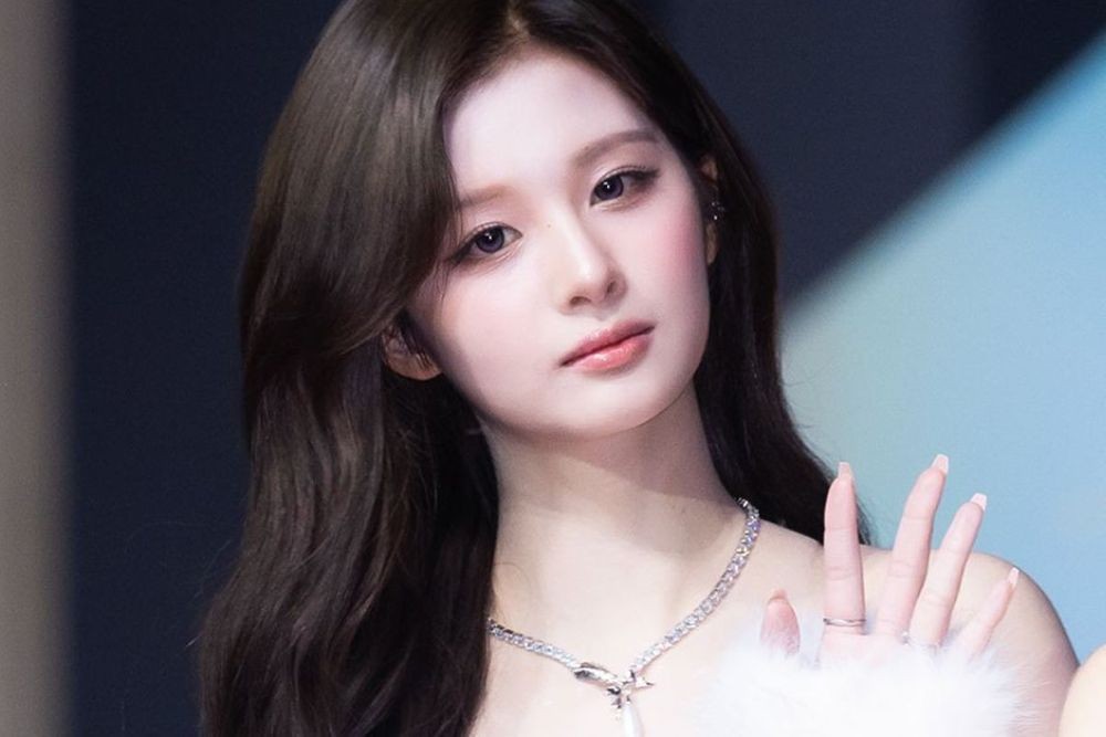 설윤 허리 통증·공연 중 눈물