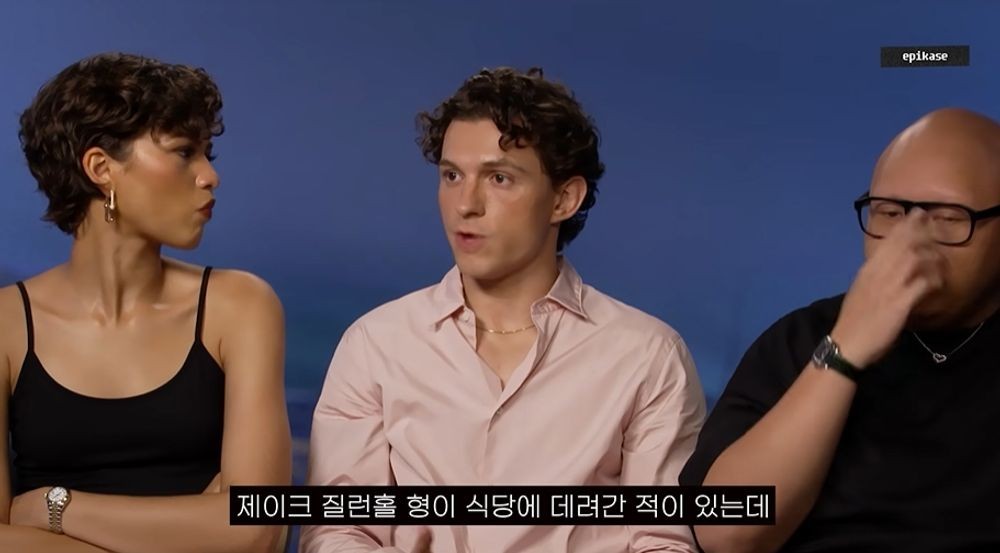 톰 홀랜드 "제이크 질렌할, 막걸리 소개해줘…아직도 회복 중" 너스레 [...