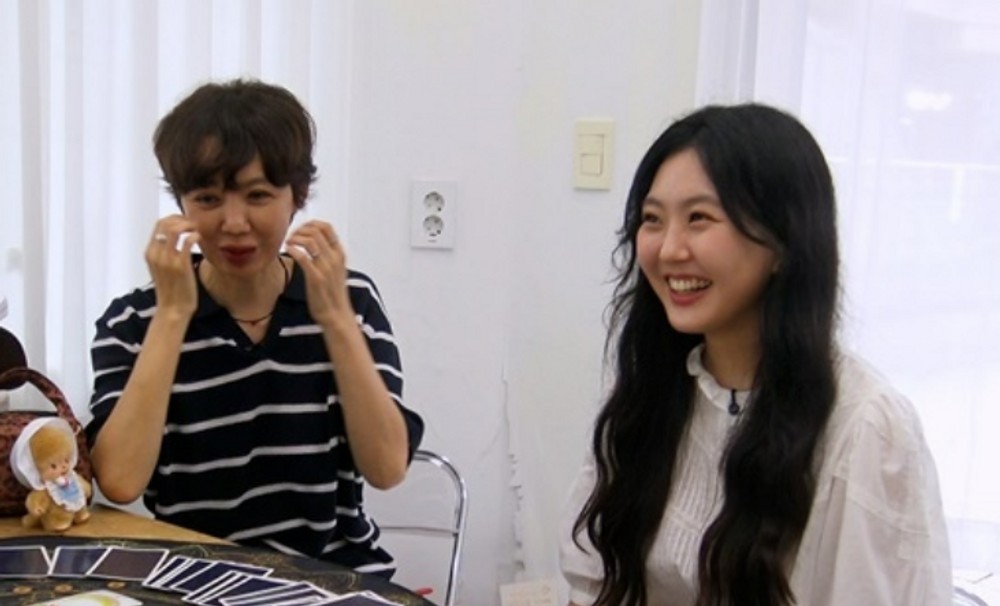 '<b>이혼</b>' <b>유혜정</b>, 판박이 미모 <b>딸</b> 공개했다…"너무 예쁘게 잘 커" 이성미도...