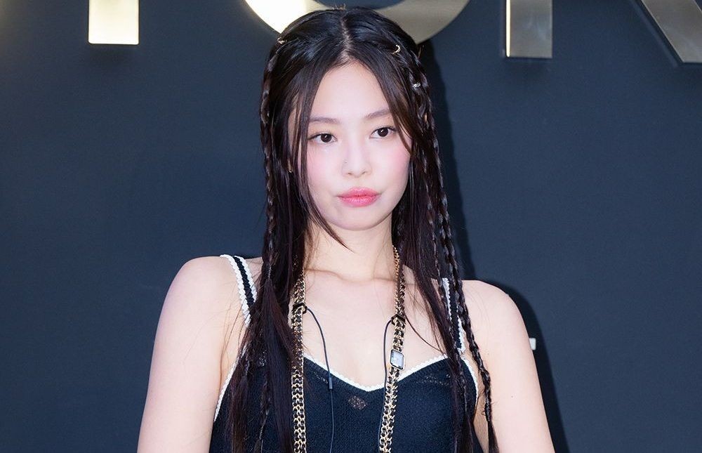 <b>제니</b>, 악의적 편집 영상에 철퇴 들었다.. "선처 없이 <b>법적</b> 조치"