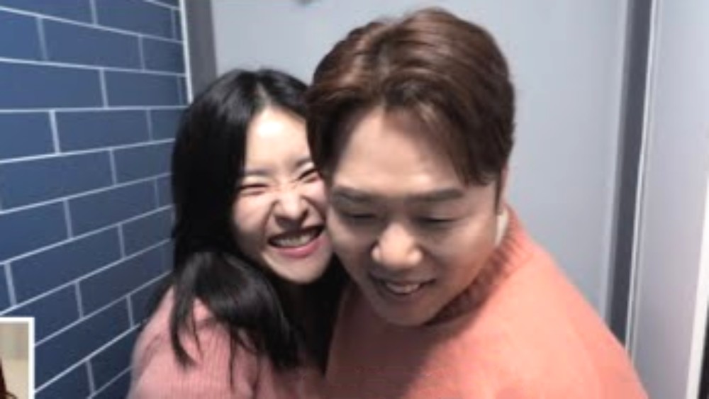 '39세' <b>한윤서</b>, 드디어 '노처녀 대명사' 탈출…문준웅과 <b>10월 결혼</b>→"하...