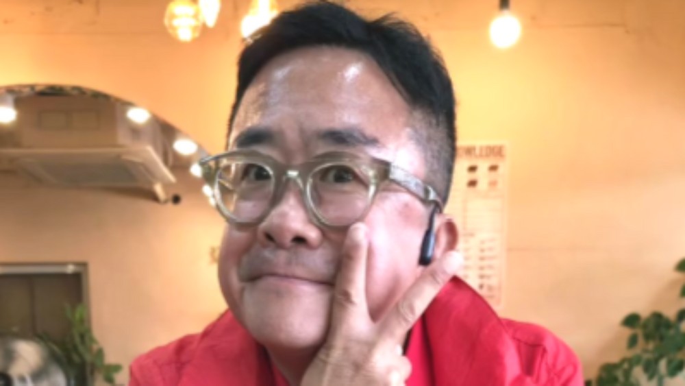 '늦깎이 새신랑' <b>김형진</b>, <b>58세 결혼</b>→2일 만에 비연예인 아내 공개…"예...