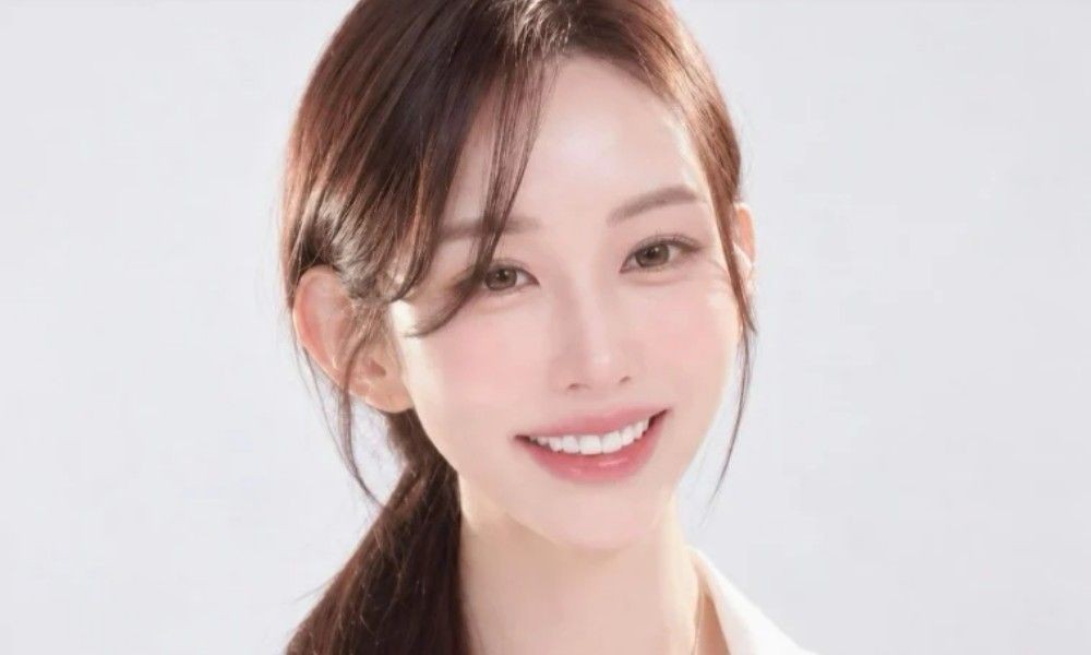 TikTokクリエイター「シユ」として活動を始める女性のポートレート