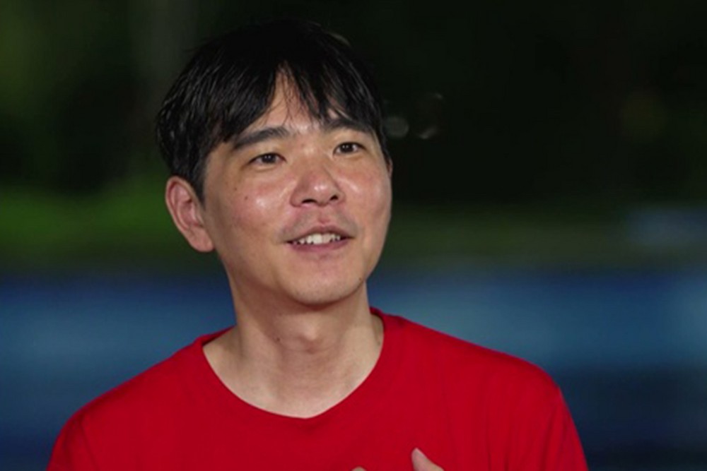 '상금 100억' <b>이세돌</b>, 바둑판 떠나 한강 수영장 알바→폐장 청소 도전 (...