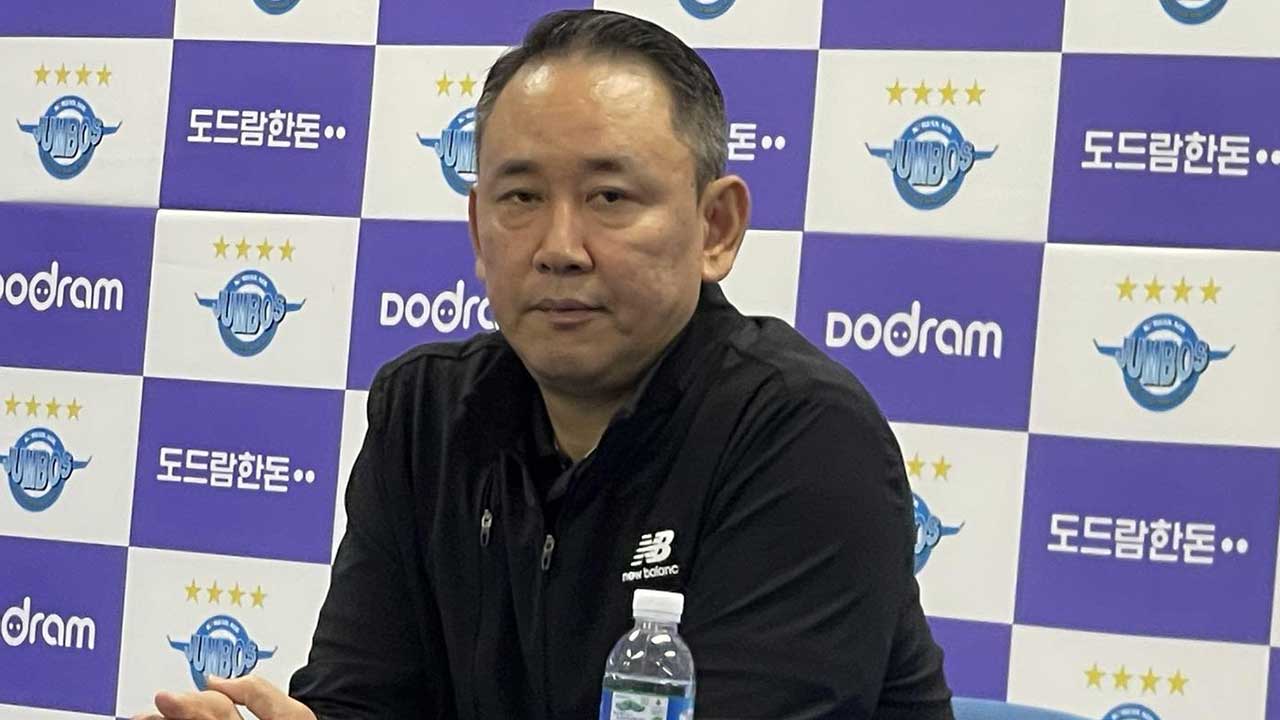 프로배구 <b>현대캐피탈</b>, <b>최태웅 감독</b> 전격 경질