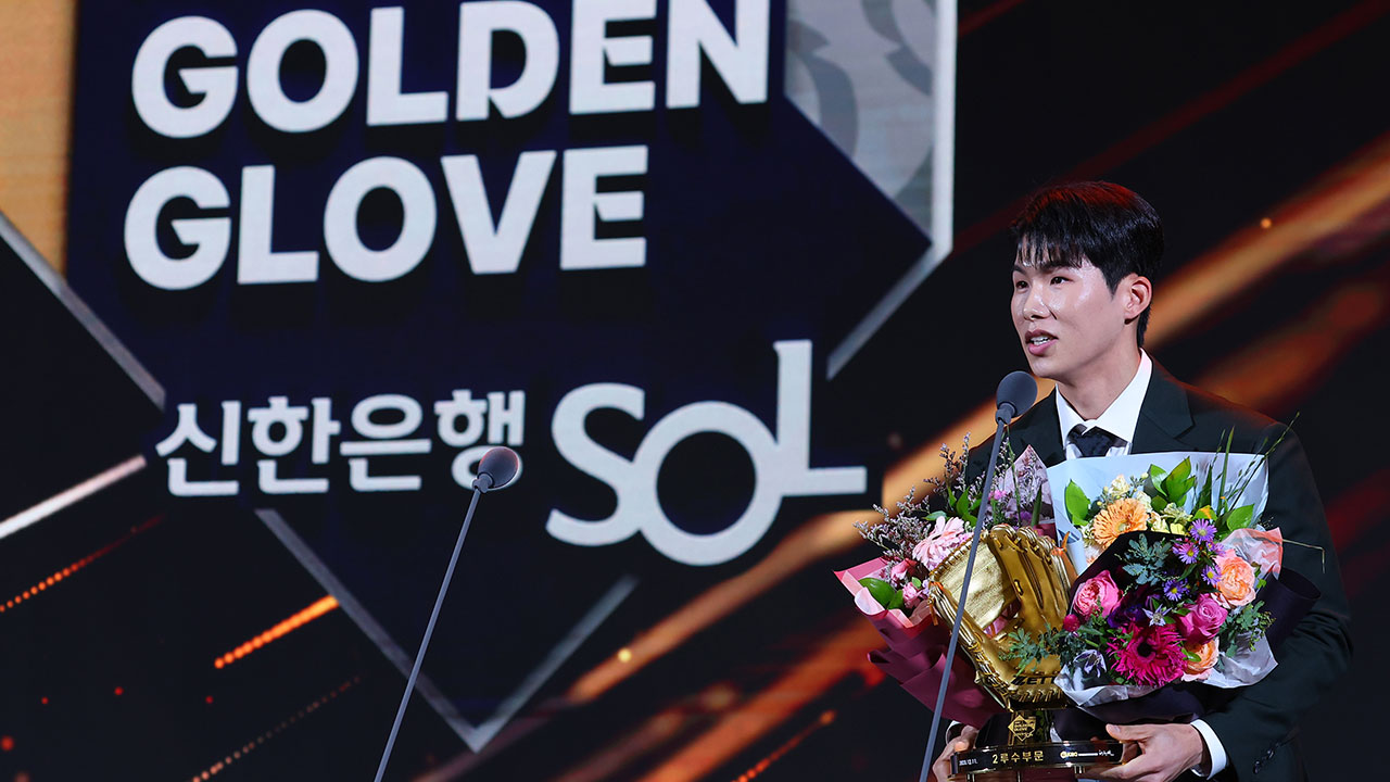 프로야구 <b>키움</b>, <b>김혜성</b> 시즌 뒤 <b>메이저리그</b> 도전 의사 수용
