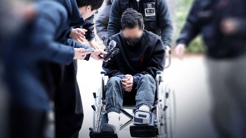 "부인 성인 방송 출연 강요"‥<b>전직 군인 남편</b> 구속