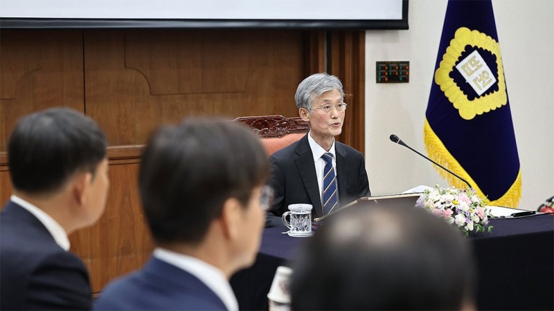 <b>대법원장</b> 전국법원 순회 마무리‥<b>법관</b>증원 청신호에 "감사"