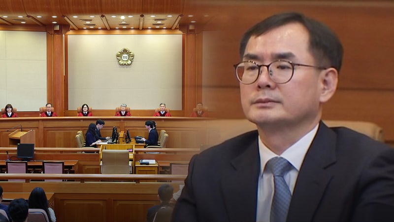 헌정사 첫 <b>검사 탄핵 기각</b>‥헌법재판관 5대4 의견