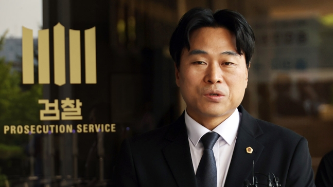 고발인 조사를 받기 위해 서울중앙지검에 출석한 국민의힘 이종배 서울시의원