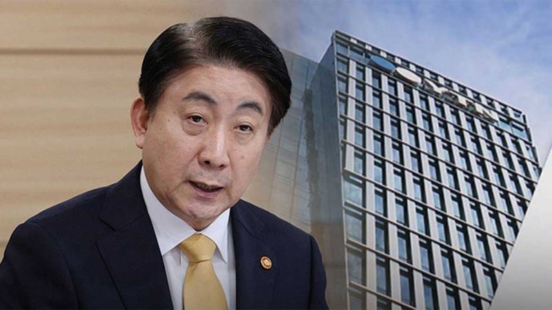 "배우자 청탁 의혹 악의적 <b>보도</b>" <b>이동관</b>, YTN 상대 손배해상 1심 패소