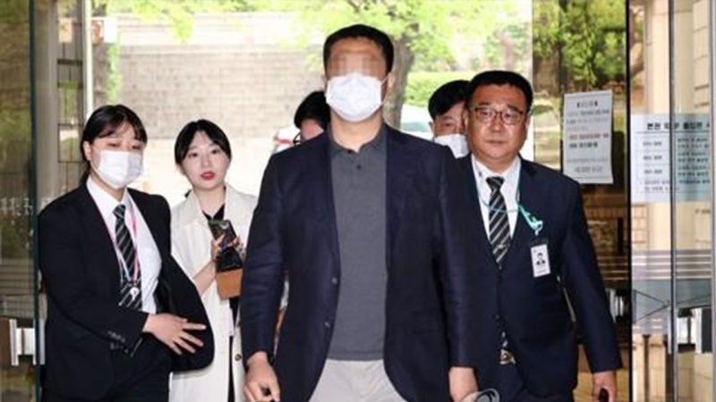 <b>조우형</b> "검찰서 윤석열 만난 적 없어‥<b>커피</b> 타준 건 박모 검사"