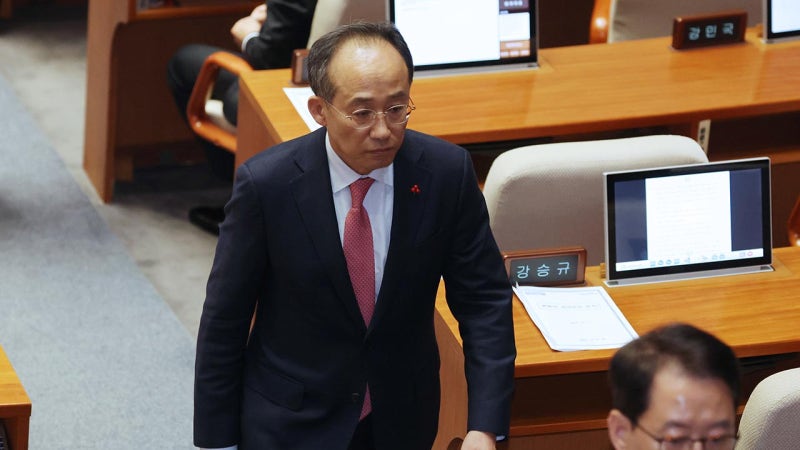 [속보] <b>국민의힘</b> <b>추경호</b> <b>원내대표</b>, 의원총회에서 사퇴 선언