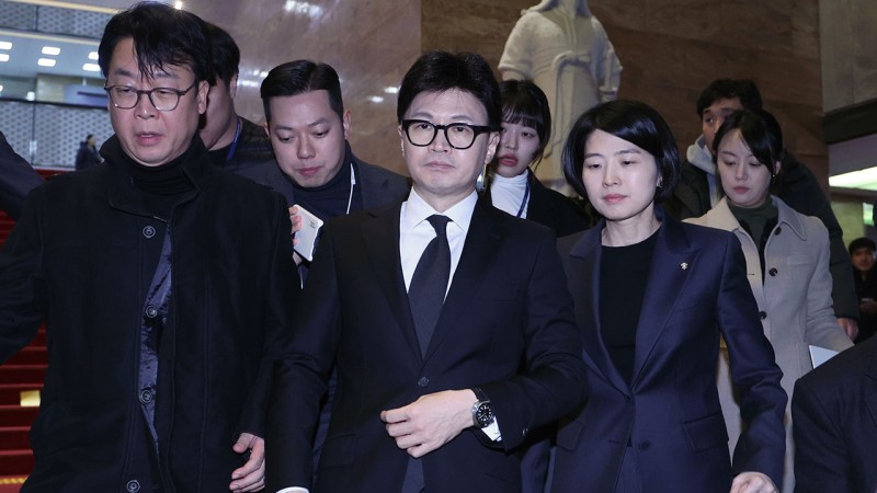 <b>국민의힘</b> 최고위·긴급의총 개최‥'윤 대통령 조기퇴진' 논의