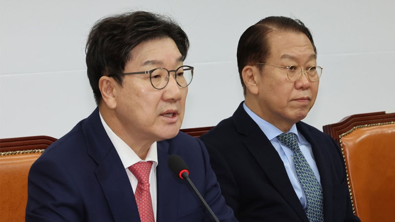 <b>권성동</b> "헌법 틀 안에서 '<b>쌍특검</b>법' 입법 <b>논의</b> 시작"